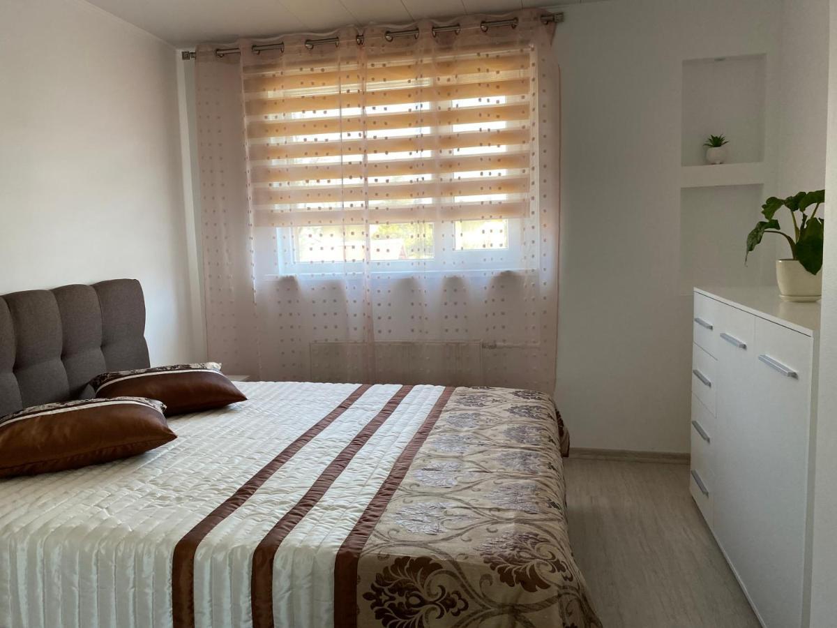 Centra Apartamenti Alūksne Екстериор снимка