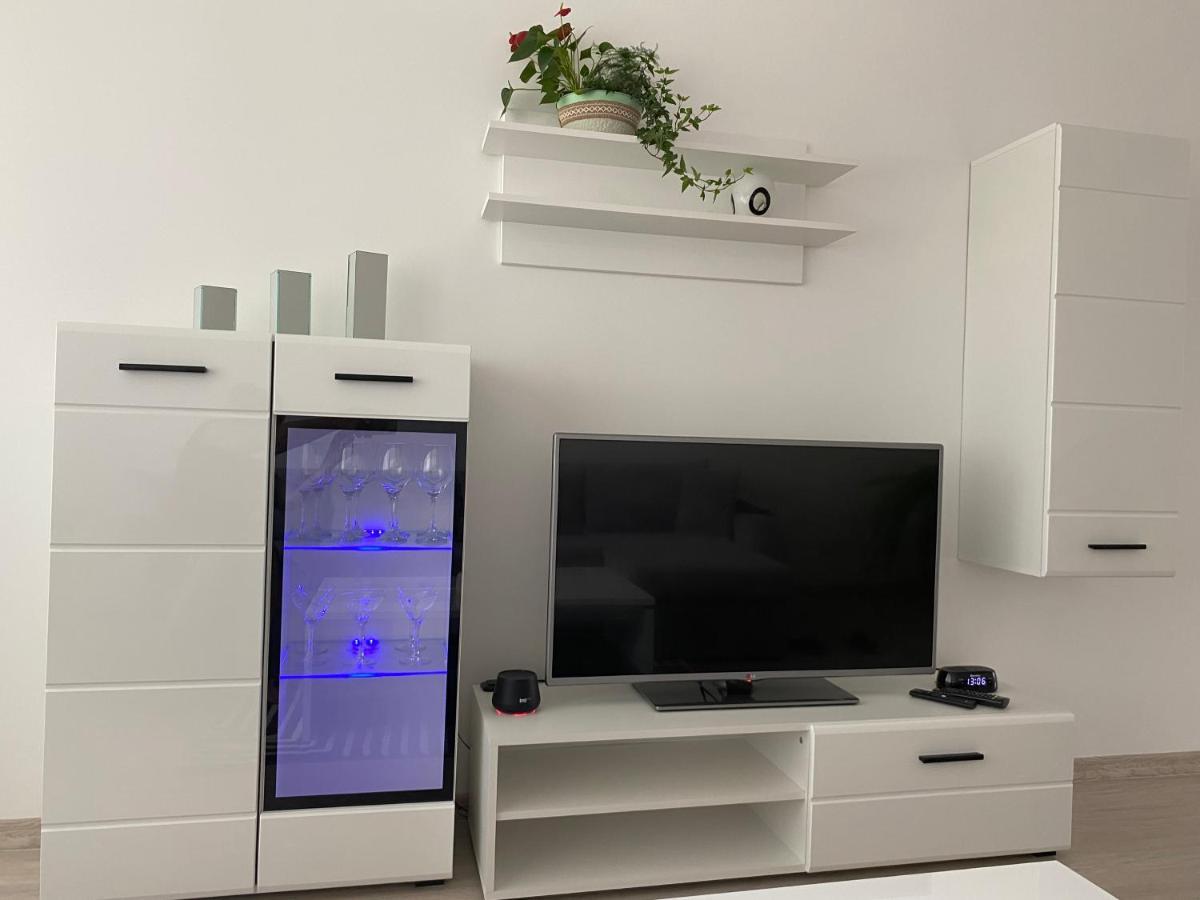 Centra Apartamenti Alūksne Екстериор снимка